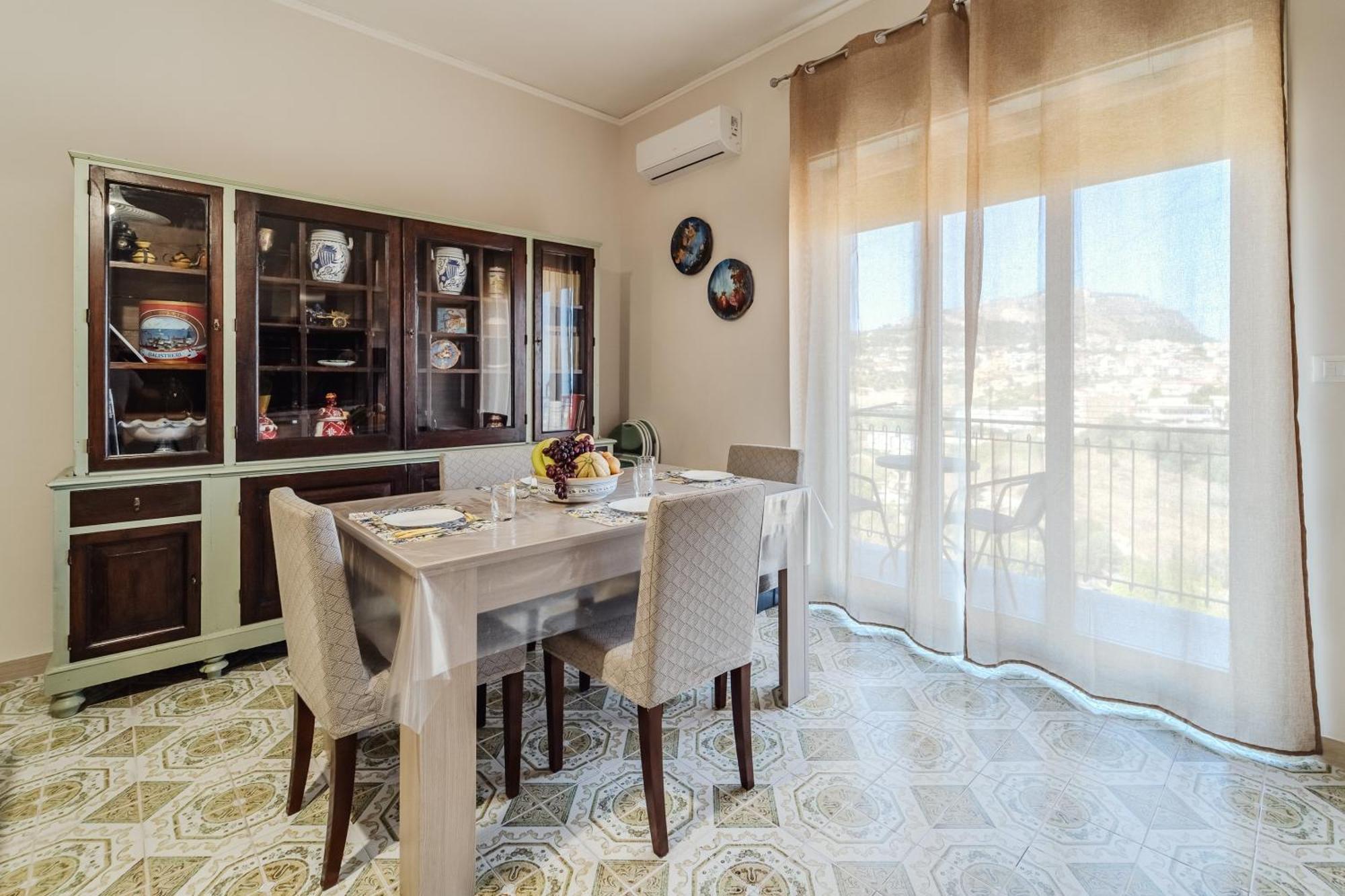 Casa Vacanze Solemare Шакка Екстер'єр фото